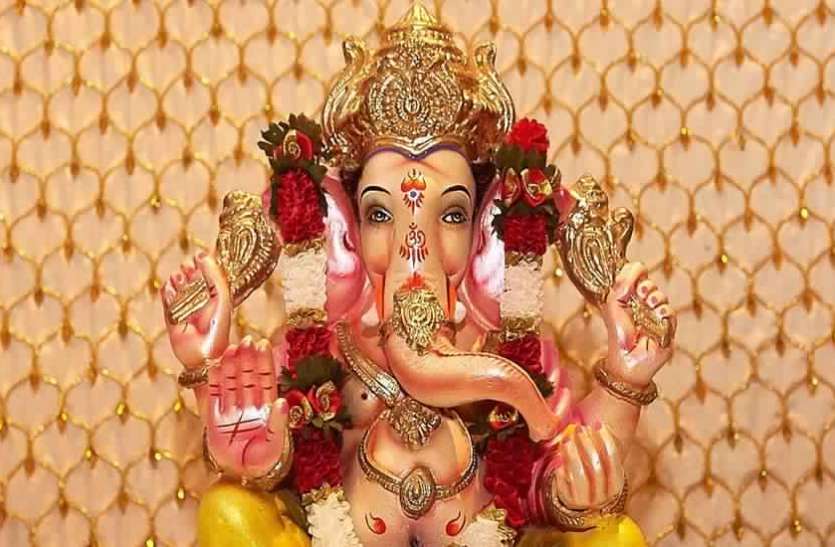 varad chaturthi 2019 वरद विनायक चतुर्थी : गणेश जी के इस खास मंत्र का जाप समेत करें ये 10 उपाय, दूर होगी सारी परेशानी