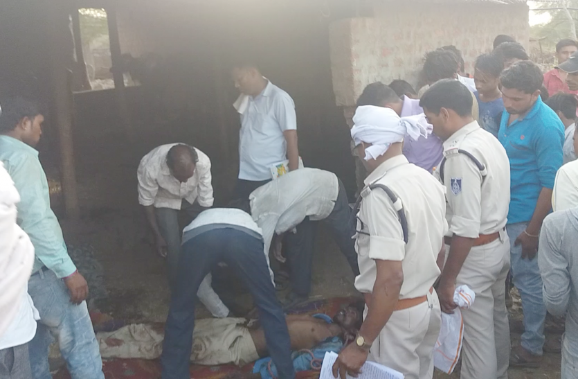 12-year-old girl Murder in khargone Patrika Big breaking नाबालिग की चाकुओं से गोदकर हत्या, फिर फं दे पर झूला नौकर