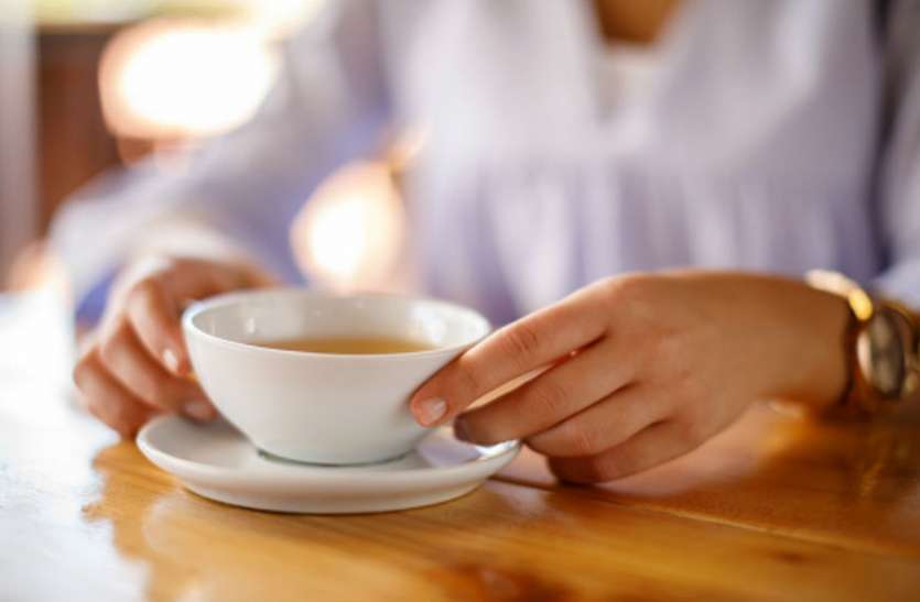 tea भूलकर भी ऐसे लोग न पीएं चाय, बढ़ सकती है परेशानी