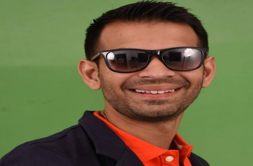tejpratap yadav तेजप्रताप यादव ने फिर लिया यूटर्न, पार्टी कार्यालय में बुलाई बैठक, खुद रहे गायब