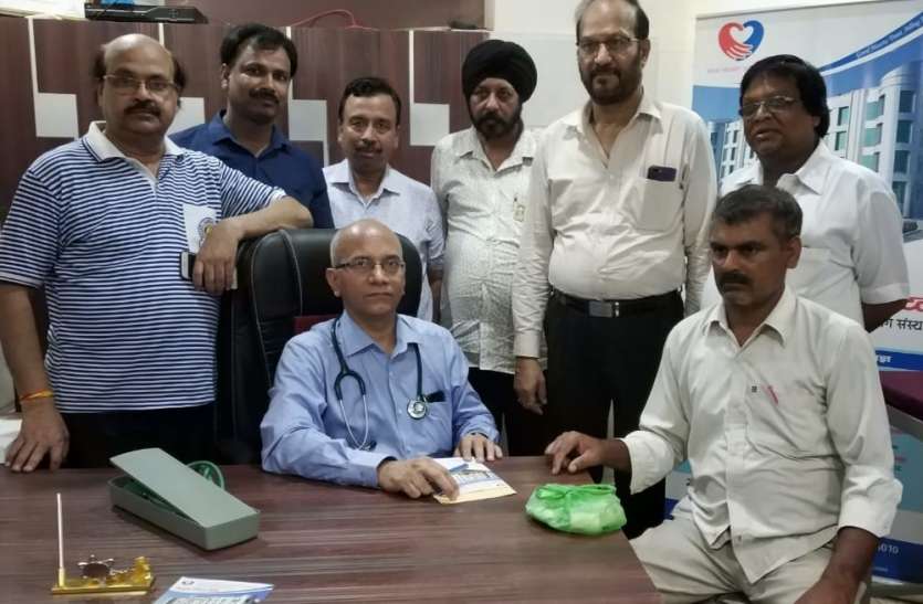 Doctors युवा वर्ग में डायबिटीज एवं उच्च रक्तचाप के कारण बढ़ रही है हार्ट की समस्या - डॉक्टर पंकज श्रीवास्तव
