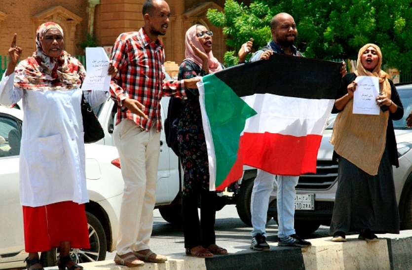 Sudan Crisis सूडान: प्रदर्शनकारियों की गिरफ्तारी के बाद Civil Disobedience कैंपेन, खत्म हो रही सेना से बातचीत की गुंजाइश