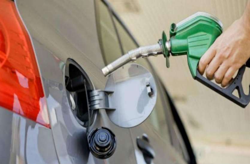 Petrol Diesel Price Today Today Petrol-Diesel Price : महीने के पहले दिन Diesel में राहत, कितने चुकाने होंगे Petrol के दाम