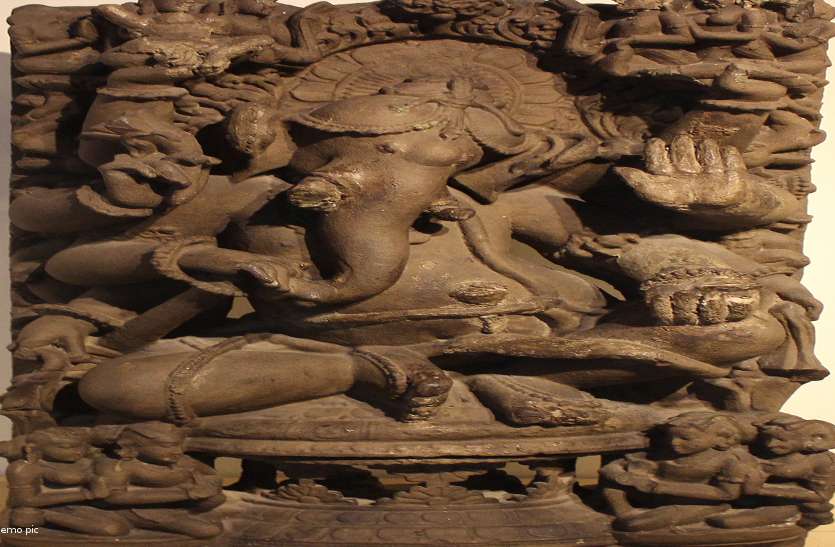 Asthbhuji ganesha छत्तीसगढ़ में 11वीं सदी में बने इस मंदिर में विराजमान है विश्व के इकलौते तांत्रिक गणेश