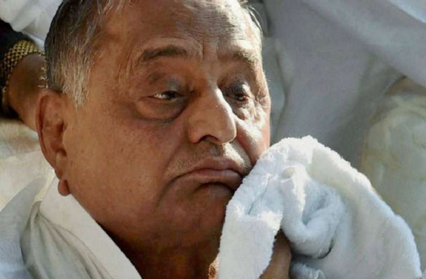 mulayam singh yadav, ram manohar lohiya hospital ब्लड शुगर और ब्लड प्रेशर ने बिगाड़ी मुलायम सिंह यादव की तबीयत