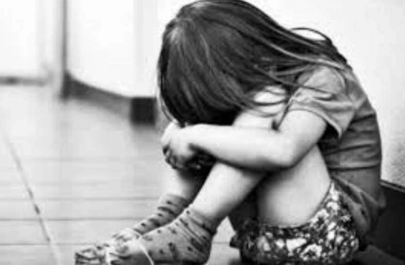 rape दस साल की बच्ची को सुनसान जगह पर ले जाकर किया रेप, बच्ची ने शोर मचाया तो लोगों ने दौड़ाकर पकड़ा