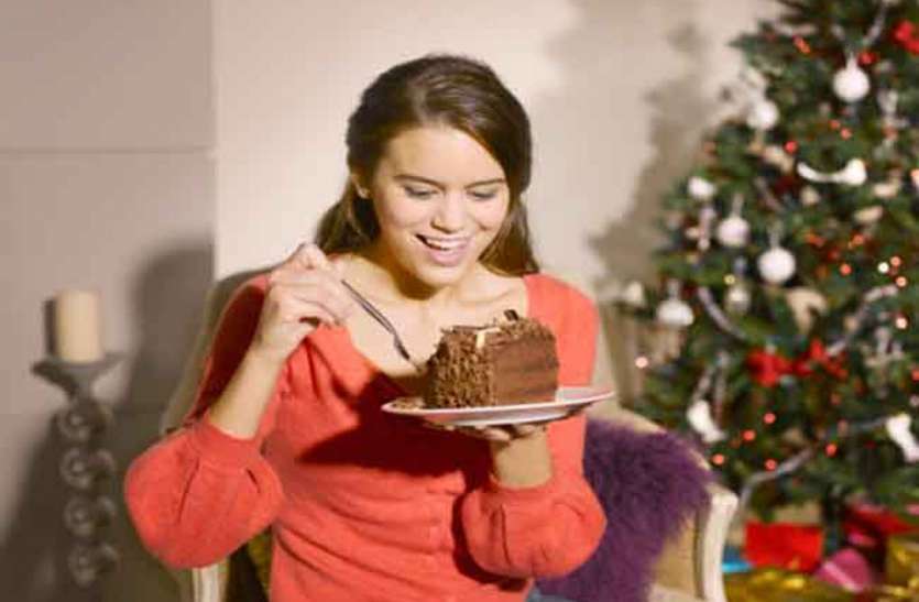 National German Chocolate Cake Day Special जर्मनी केक की शहर में जमकर डिमांड