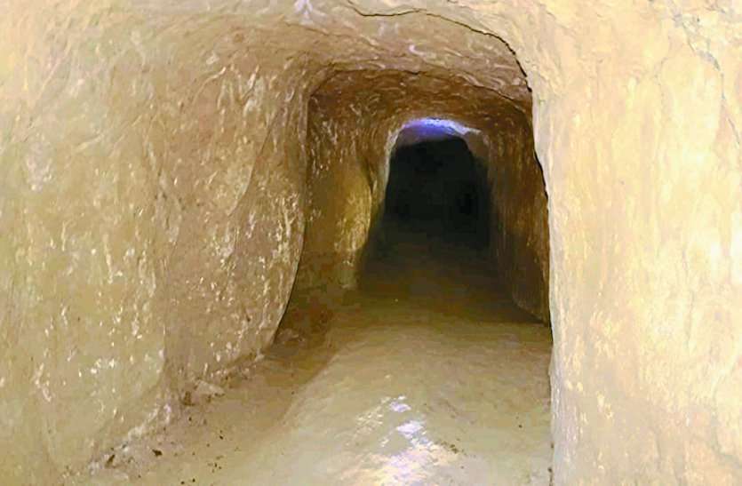 Cave in chhattisgarh नहीं उठा सकते हिल्स स्टेशन का खर्च तो आइए इस गुफा में, यहां बाहर से 17 डिग्री कम हो जाता है तापमान