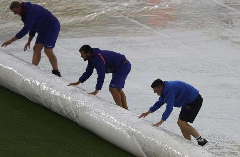 india new zealand match विश्व कप क्रिकेट : अब भारत और न्यूजीलैंड मैच पर मौसम की बुरी नजर, बारिश डाल सकती है बाधा