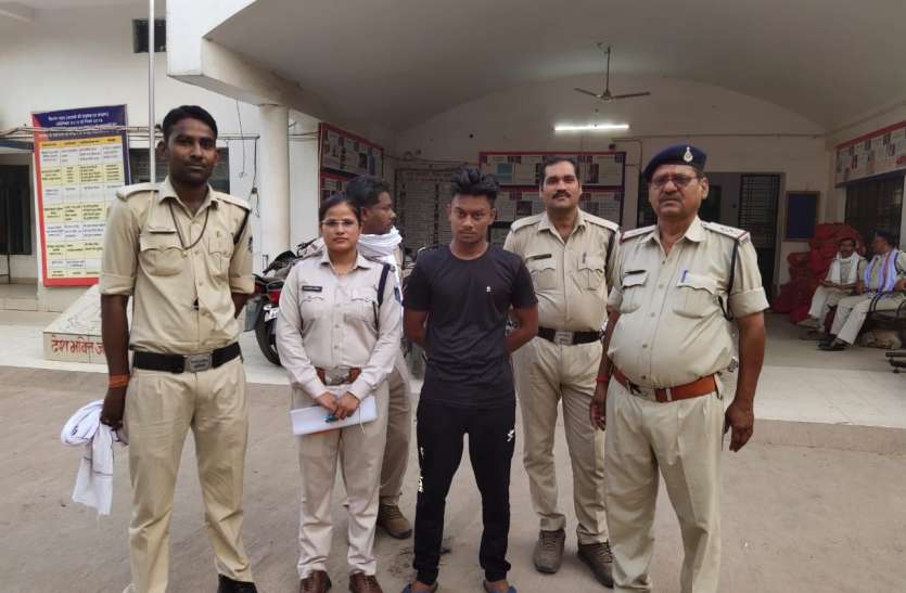 The operation of the cuff syrup was going on in slums झुग्गी बस्ती में चल रहा था कफ सीरप का कारोबार