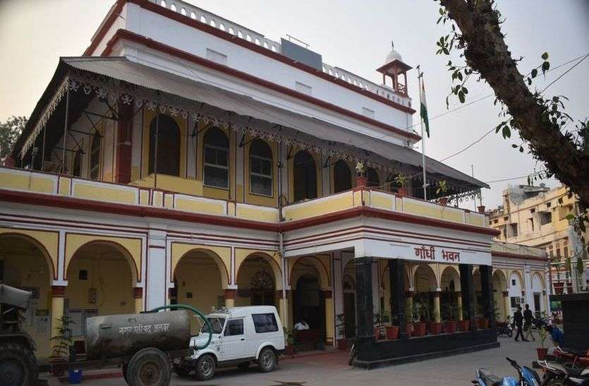Your ward and voting center will change next month अगले माह तक आपका वार्ड व मतदान केन्द्र बदल जाएगा