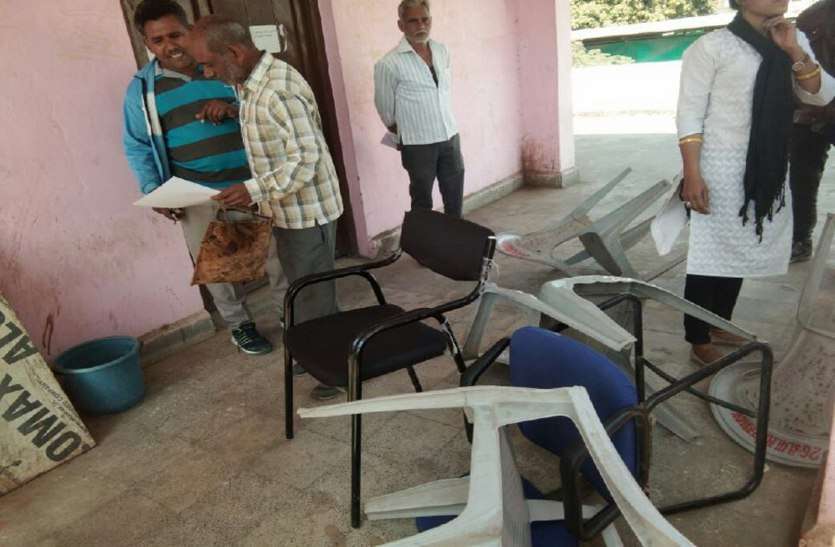Two officers posted on one post in Bilaspur Chhattisgarh एक पद पर दो-दो अफसर तैनात, कुर्सी के मची खींचतान