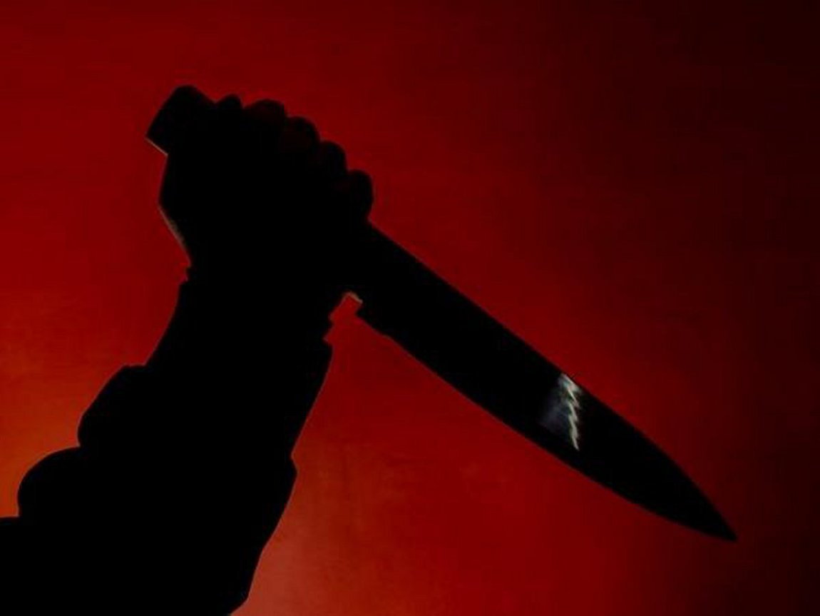 Young man attacked with knife, serious | नवविवाहिता पर युवक ने चाकू से किया हमला, गंभीर | Patrika News