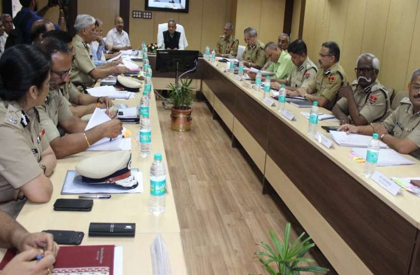 Ashok Gehlot Rajasthan Police review meeting law and order