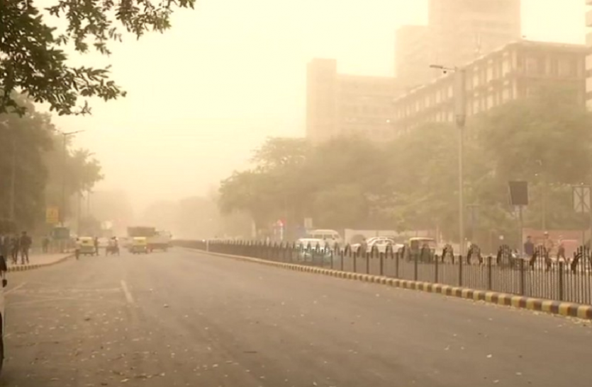 delhi storm पाकिस्तान से आया धूल का बवंडर, दिल्ली-एनसीआर में चली तेज आंधी और बारिश