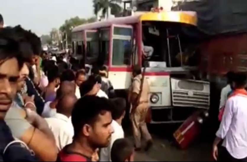 Bulandshahr यात्रियों से भरी रोडवेज बस खड़े ट्रक से टकराई, एक की मौत, दो दर्जन से अधिक घायल