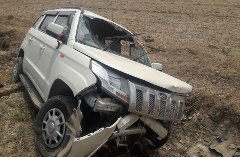 Road accident in chandauli चंदौली में सड़क हादसा, सात लोगों की हालत गंभीर