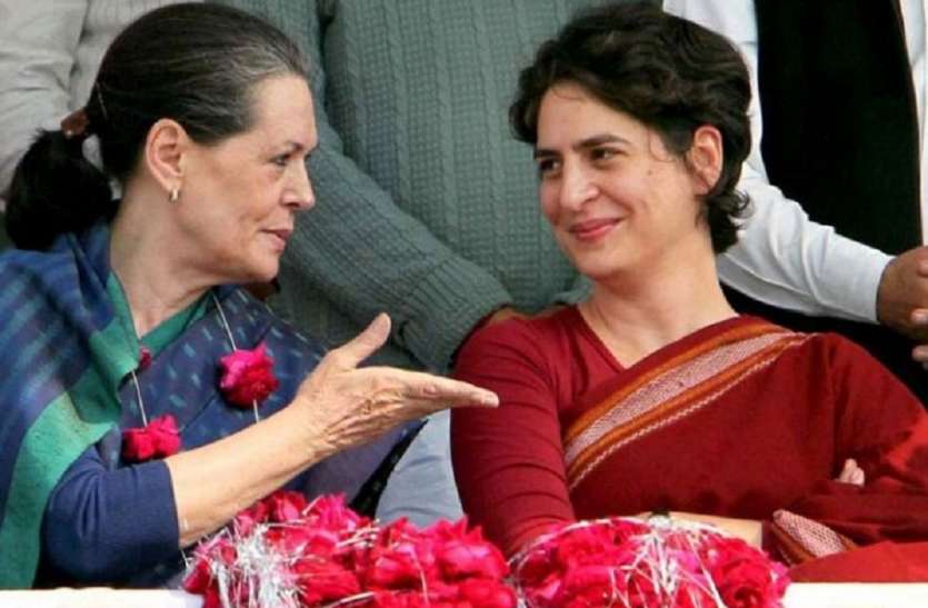 priyanka gandhi, sonia gandhi, UP congress meeting , Raebareli congress meeting रायबरेली पहुंची सोनिया तो प्रियंका गांधी को मुख्यमंत्री बनाने की आवाज गूंजी