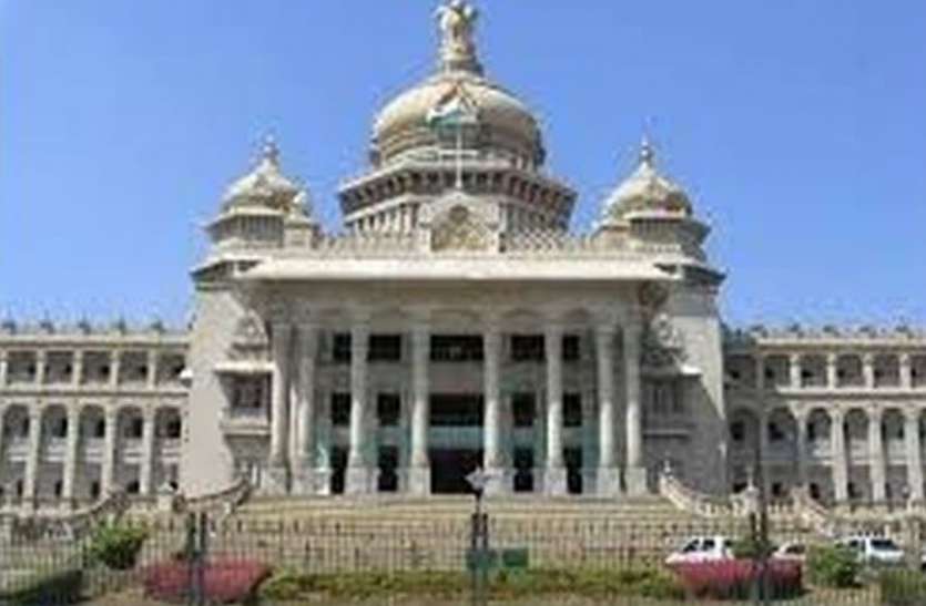 bangalore news किसानों के खाते से ऋण राशि वापस नहीं ले रही है सरकार