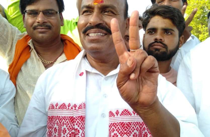 virendr kumar protem speker डॉ. वीरेन्द्र कुमार बनाए गए प्रोटेम स्पीकर