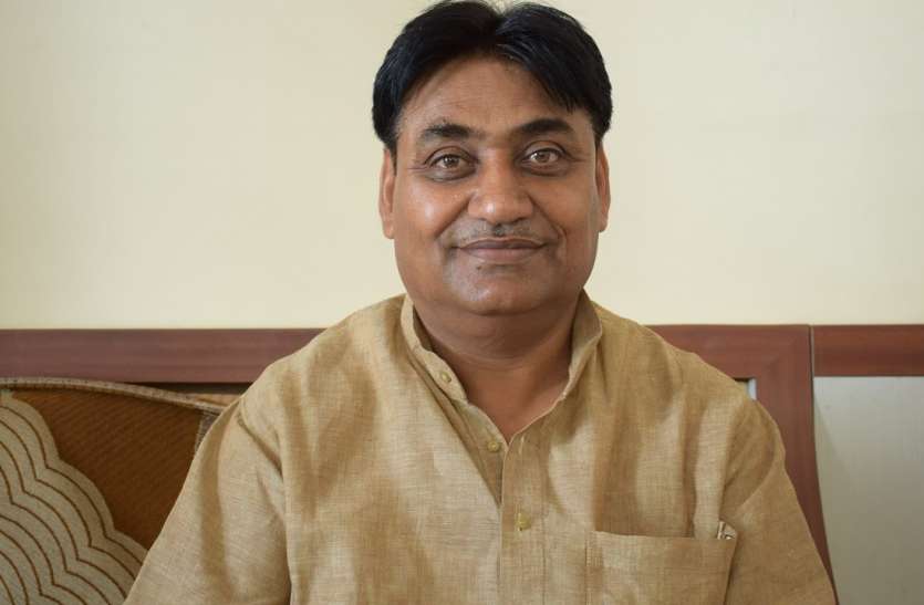Congress to help through Corona Support Center कोरोना सहायता केन्द्र के जरिए मदद करेगी कांग्रेस - डोटासरा