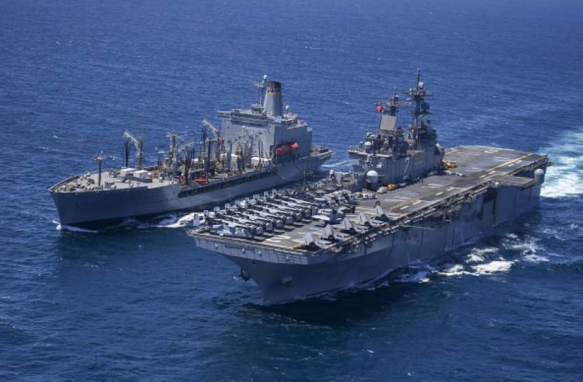 oil tanker ओमान की खाड़ी में दूसरी बार तेल टैंकरों पर हमला, मदद के लिए पहुंची अमरीकी नौसेना