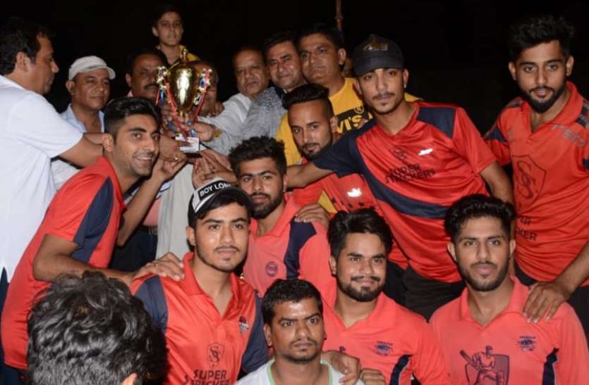 Sindhu Premier League, becomes Champion Super Striker सिंधु प्रीमियर लीग : सुपर स्ट्राईकर ने बहोत हार्ड क्लब को हराकर एसपीएल कप अपने नाम किया