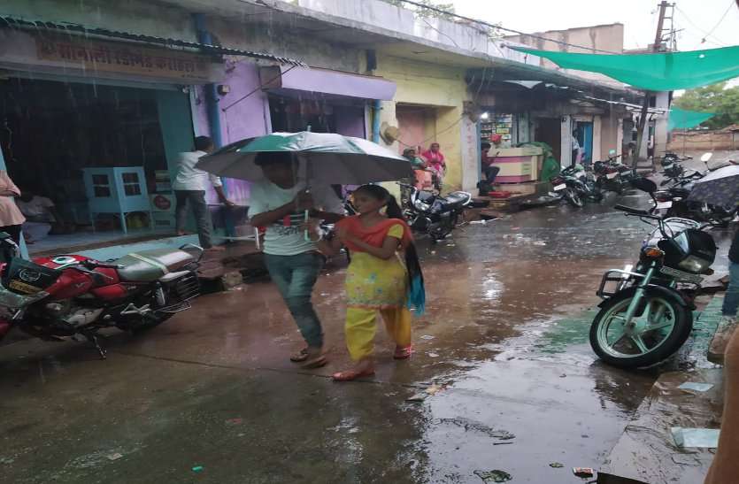 pre monsoon start तपती धरा पर बरसी राहत की बूंदें, प्री-मानसून की हुई बारिश