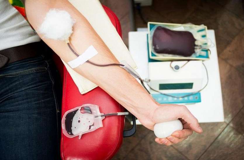 patrika World blood donor day ऑटो चालक से मिली यह प्रेरणा, जो मरते दम तक करेगी काम
