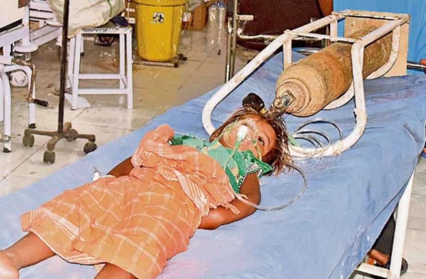 chamki bimari लीची से है चमकी बुखार का कनेक्शन, इन 10 प्वाइंट्स में जानें कैसे बीमारी बना रहा है बच्चों को शिकार