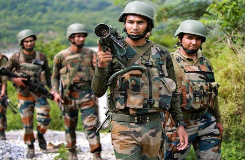 amarnath yatra VIDEO दो घंटे देरी से आई सर्वोदय ट्रेन तब गए सीआरपीएफ जवान अमरनाथ ड्यूटी पर