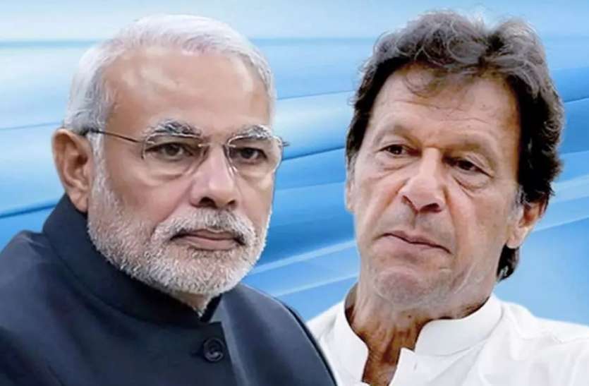 नरेंद्र मोदी और इमरान खान SCO Summit: PM मोदी और इमरान खान के बीच हुआ अभिवादन, पाक विदेशमंत्री का दावा
