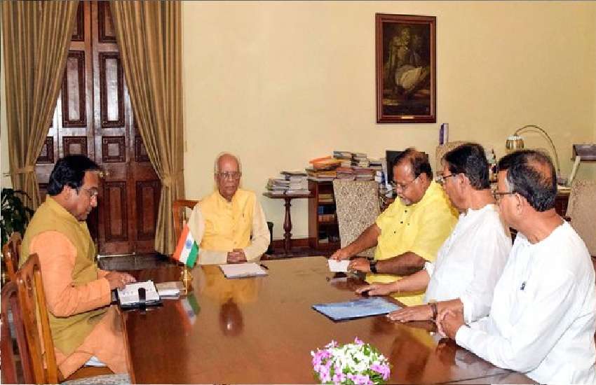 Keshari Nath Tripathi