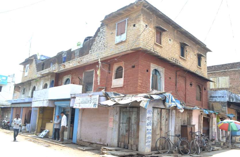 patrika क्षतिग्रस्त मकानों को लेकर नहीं चेता नपा प्रशासन