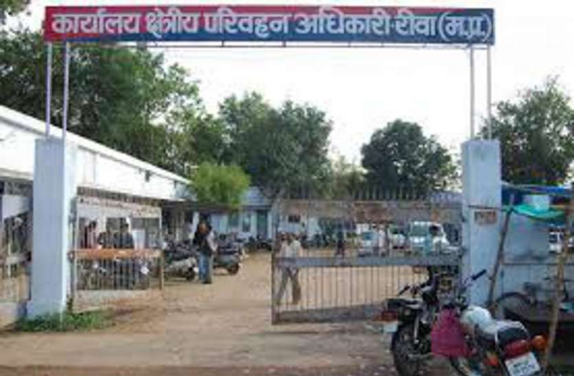 New vehicles will not meet without helmets बिना हेलमेट के नहीं मिलेंगे नए वाहन ,एम पी सरकार का नया नियम