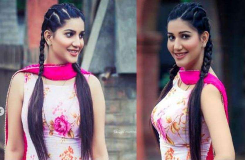 sapna chaudhary सपना चौधरी को दे चुका है एडवांस, कार्यक्रम की परमिशन मांगने गया व्यापारी तो, यूपी पुलिस बोली... बाप रे बाप.. ना बाबा ना