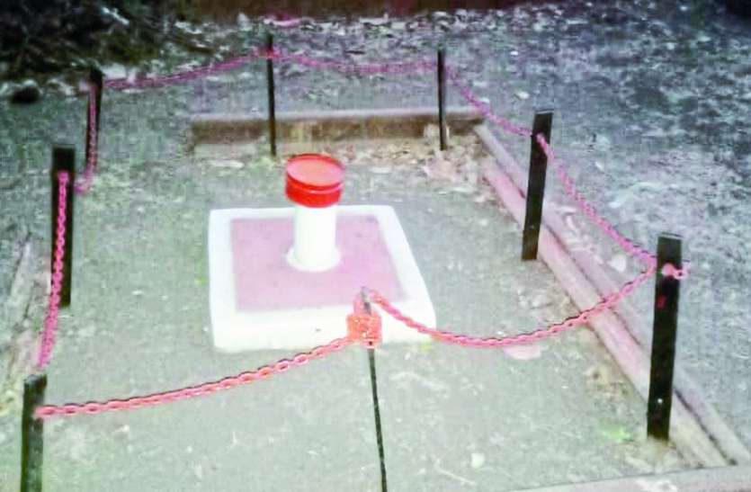 Rain data is collected from bottles of indian railway यहां रेलवे की पानी की बॉटल से जुटाए जाते हैं बारिश के आंकड़े