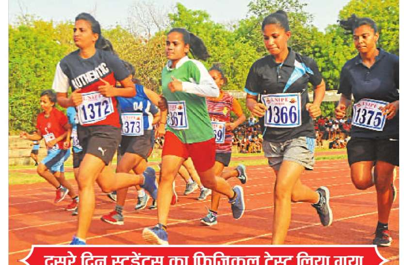Admission process एलएनआईपीई में एडमिशन के लिए स्टूडेंट्स ने लगाया जोर