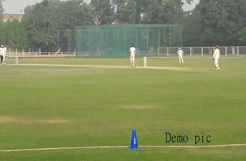 Cricket अंतरराष्ट्रीय मैचों की तर्ज पर श्रीगंगानगर में शुरू हुआ जिला स्तरीय क्रिकेट मुकाबला, रंगीन पौशाक में खिलाड़ी लगाएंगे चौके-छक्के