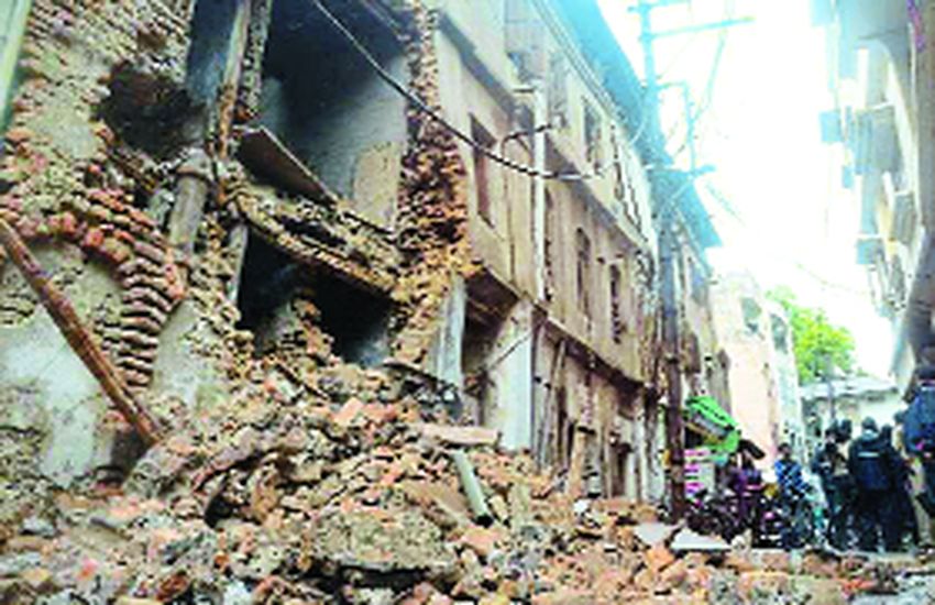 indore शहर के 109 खतरनाक मकानों में से सबसे पहले 26 को तोड़ेगा निगम
