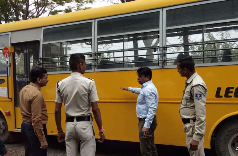 patrika किसी बस में आपातकालीन गेट नहीं तो किसी फस्र्टएड बॉक्स नहीं