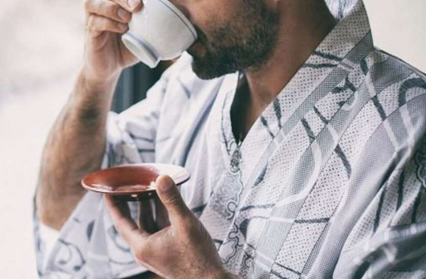 tea युवक को एक लाख रुपए की पड़ी एक कप चाय, जानिए पूरा मामला