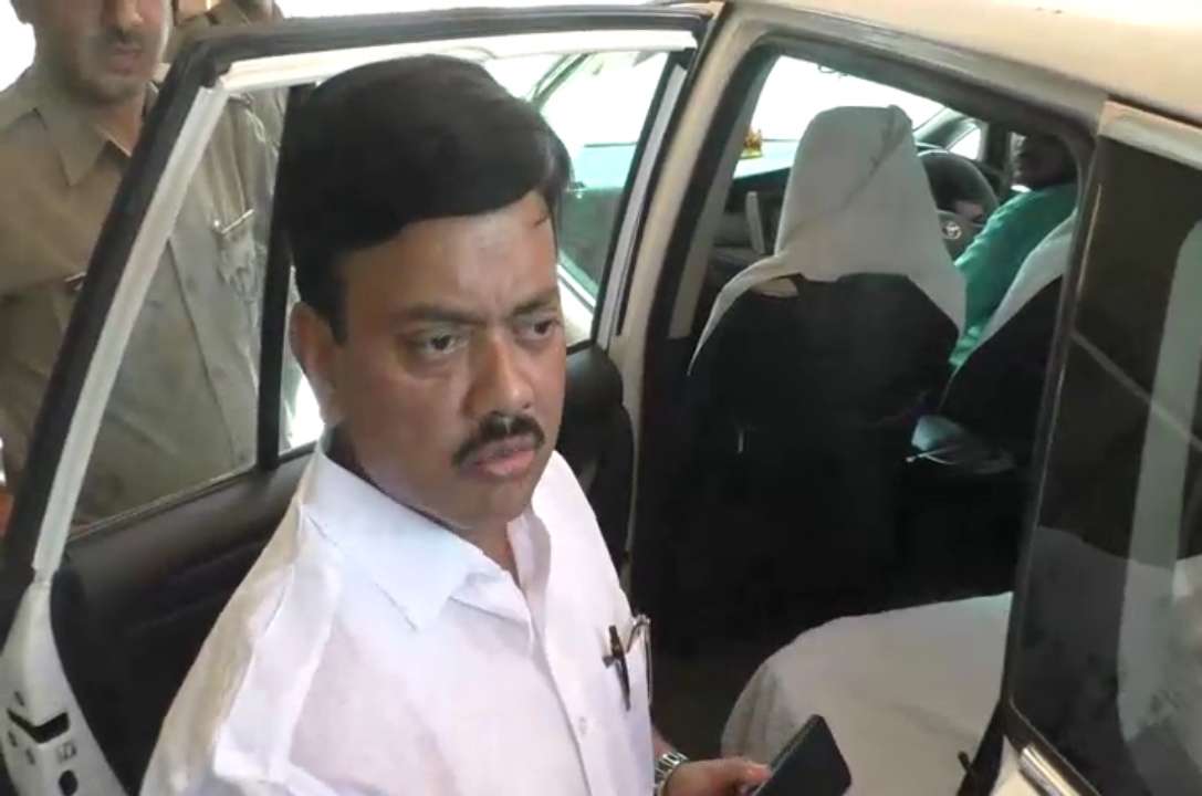 Chief Secratory Jitendra Kumar