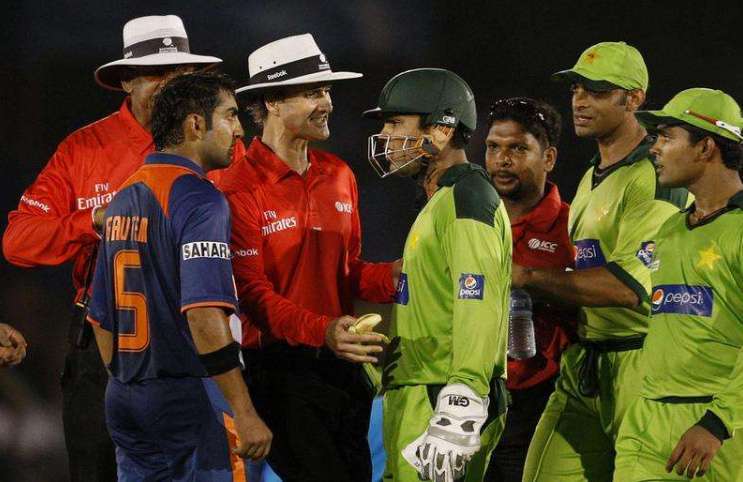 Gambhir vs Akmal