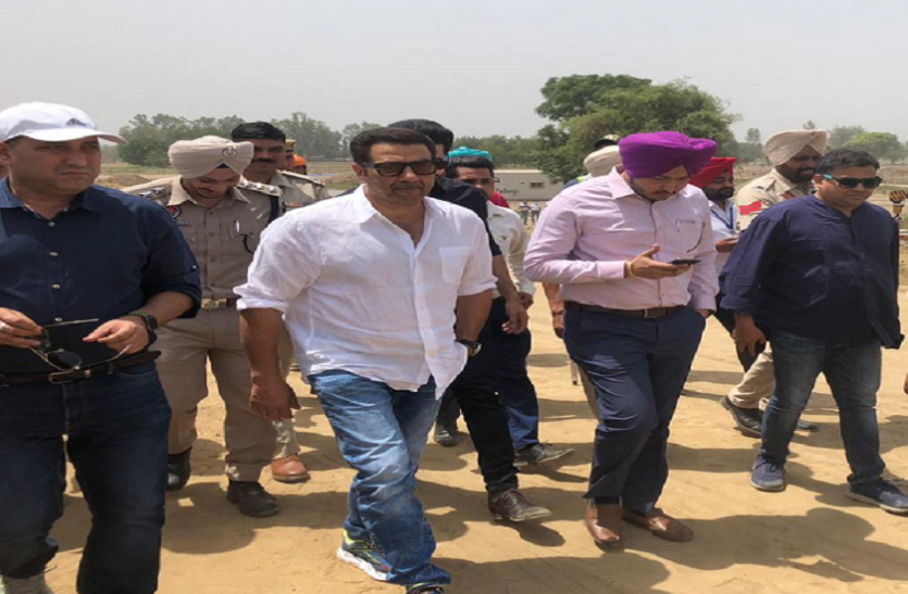 suny deol पंजाब: सांसद बनने के बाद सनी देओल ने पहली बार किया क्षेत्र का दौरा, शेयर की फोटों