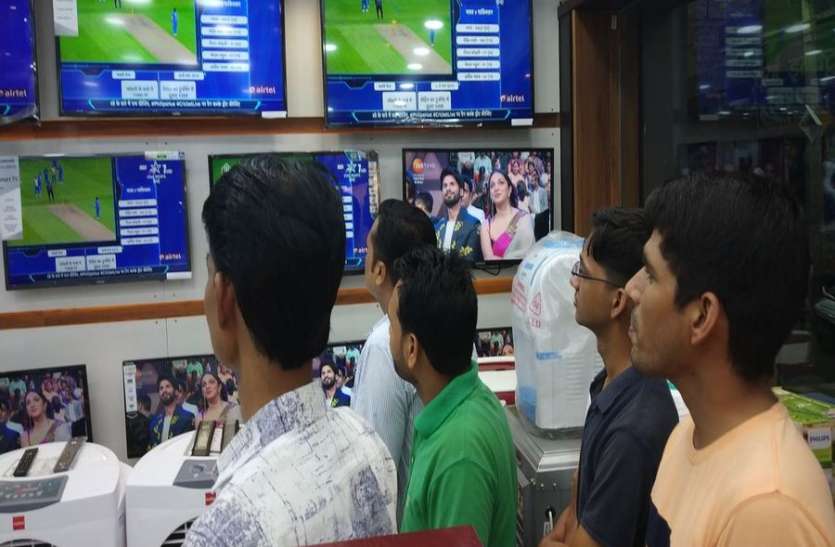 jalore ICC Cricket World Cup 2019 : छक्के-चौकों पर जोश से झूमे खेलप्रेमी