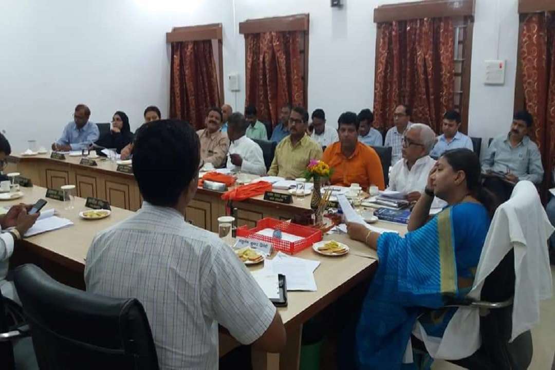 नगर निगम कार्यकारिणी की बैठक