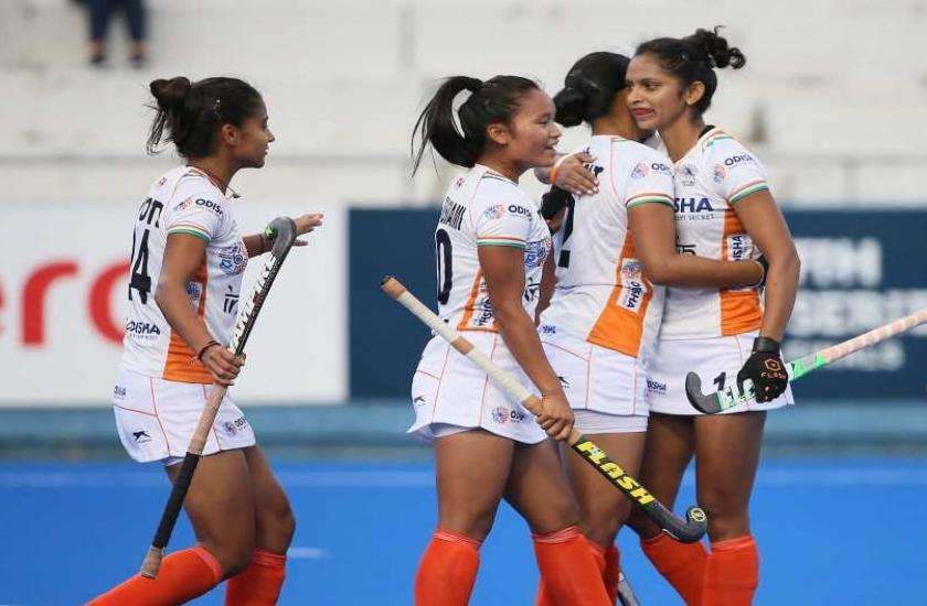 Hockey win