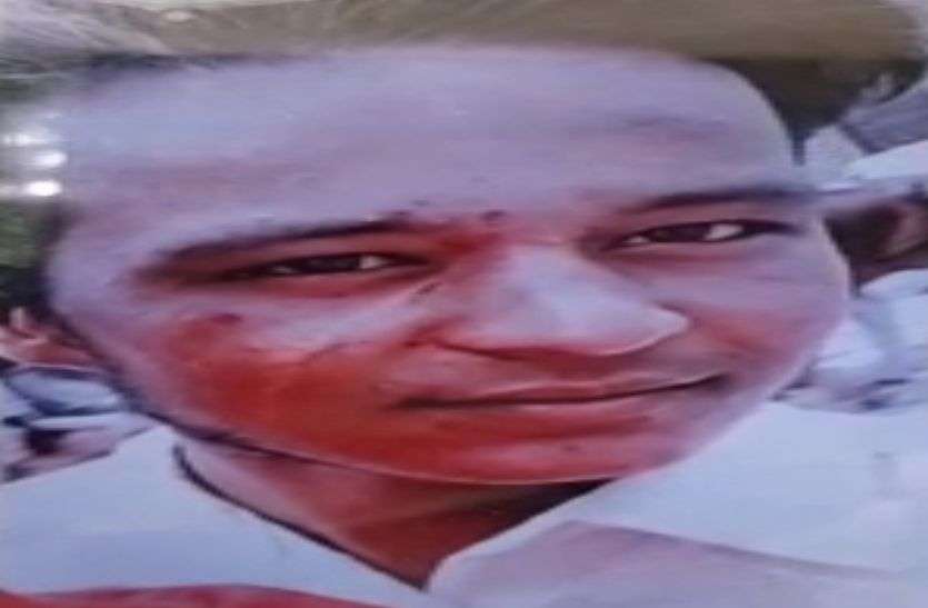 Murder mystery in ajmer, Police involved in the inquiry. सनसनीखेज घटना : जरा भी नहीं आया रहम , गला घोंटने के बाद पत्थर से सिर कुचल कर दी हत्या