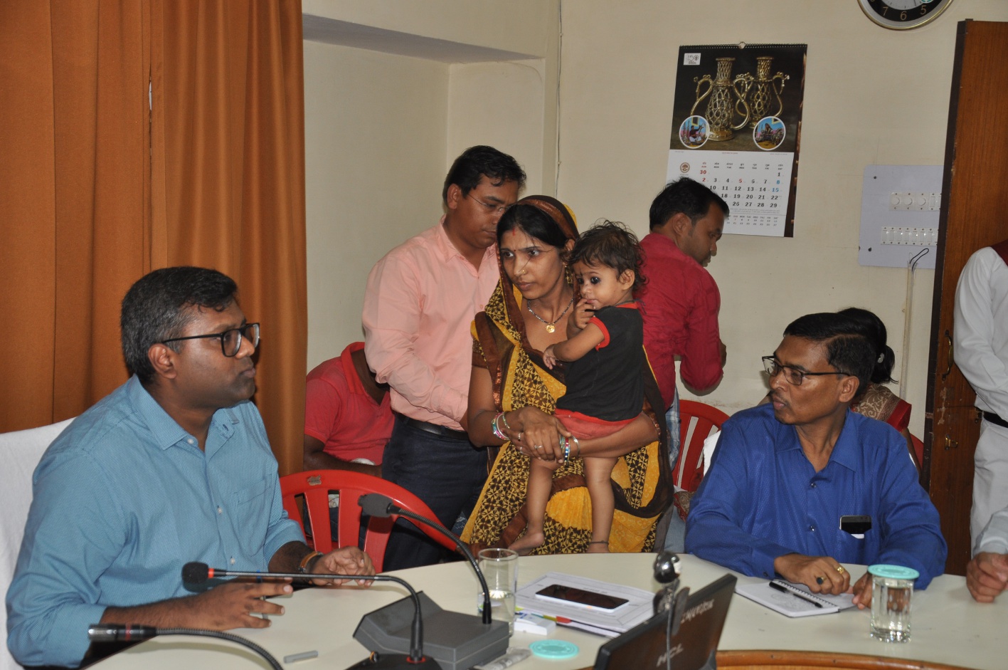 Report all resolved by submitting the report सभी शिकायतों का निराकरण कर प्रस्तुत करें रिपोर्ट